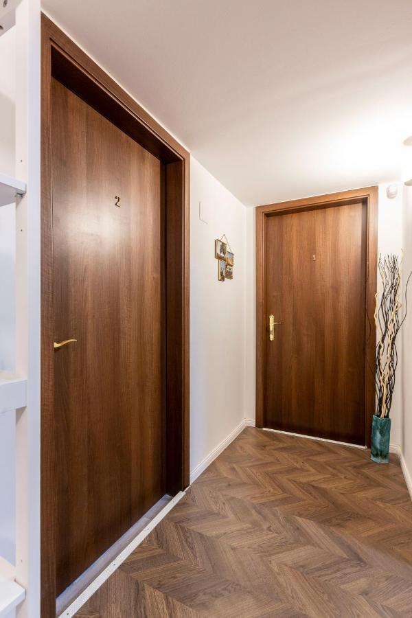 Deluxe Akacfa Apartments In The Heart Of Budapesta Exterior foto